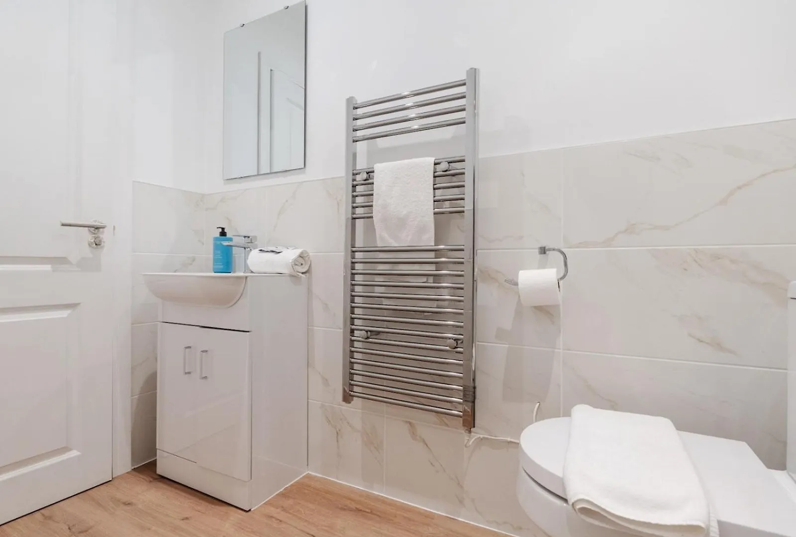 Pass The Keys Liverpool Contractor Stays 2Bed Wifi Parking Apartment