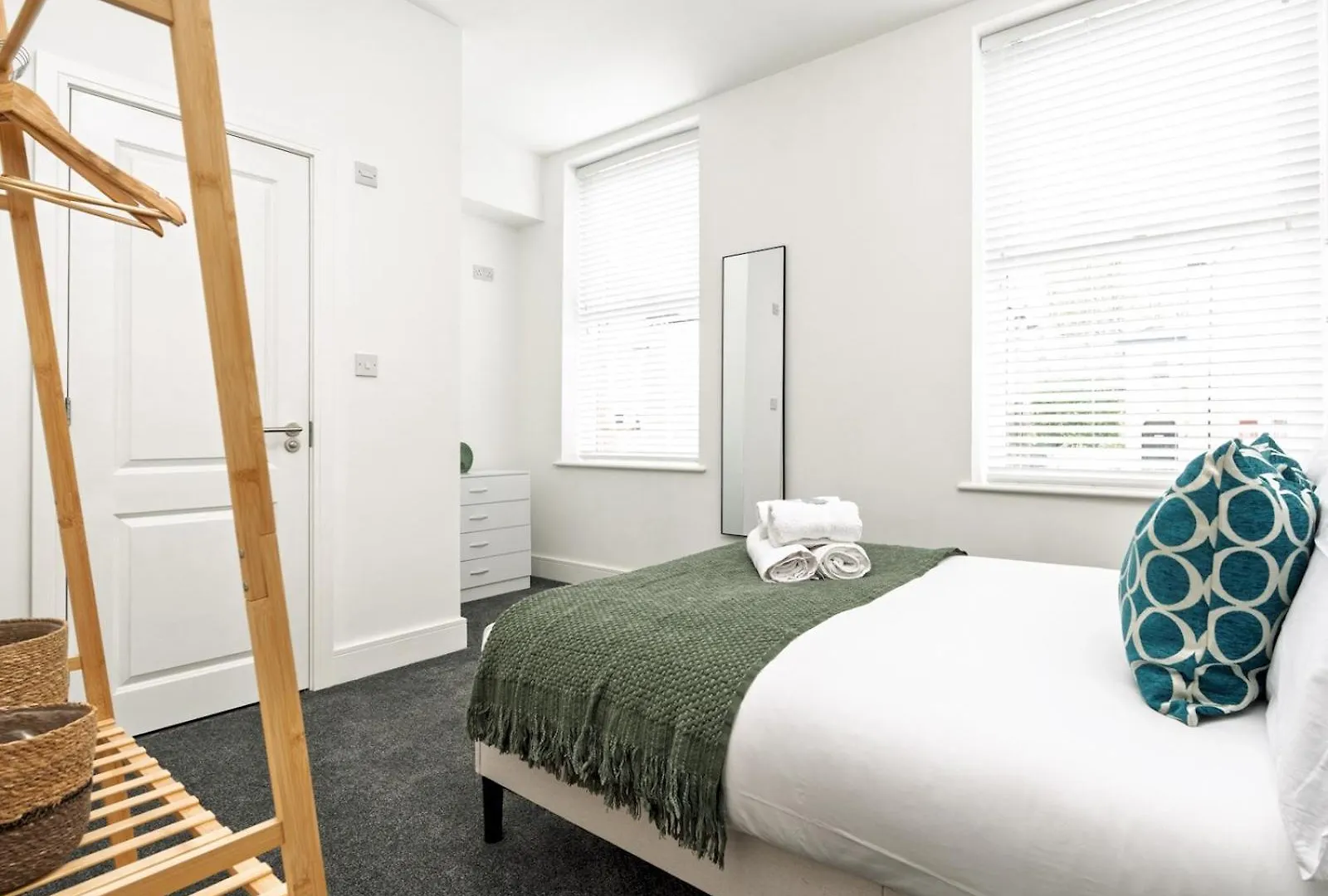 Pass The Keys Liverpool Contractor Stays 2Bed Wifi Parking 0*,  英国